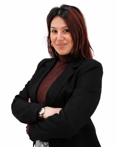 Tiziana Urrai, Receptionist