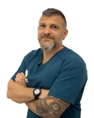 Dott. Federico Loi, Chirurgo perfezionato in Implantologia